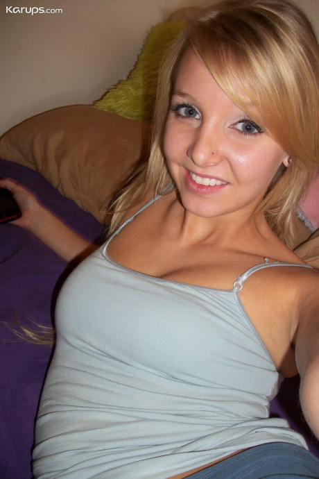 Naturally busty Elle strips in her bedroom and reveals her tasty pink holes - #59108