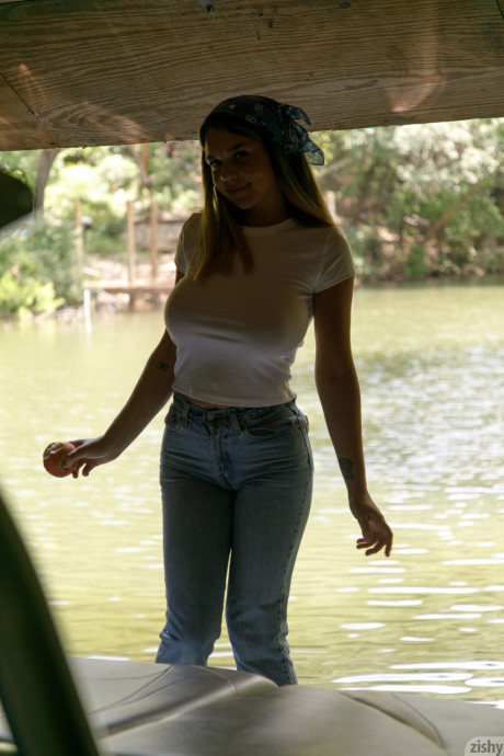 Beautiful fine amateur babe Gabbie Carter flashes her humongous breasts in public - #150137