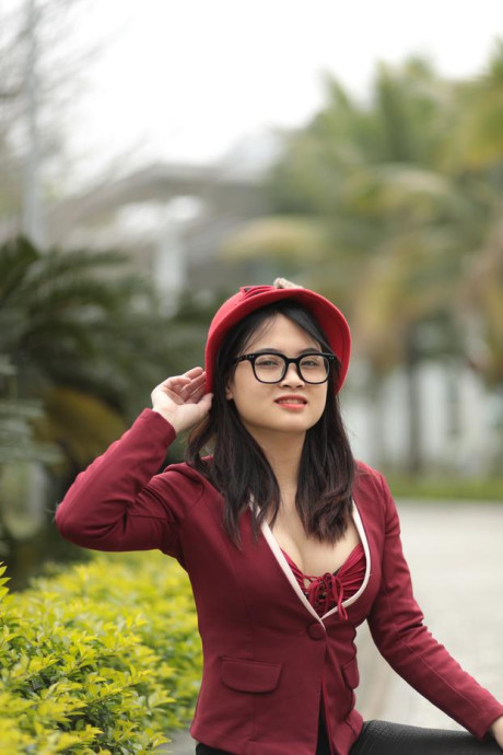 Skinny oriental babe Julia Myle posing in her stunning outfit outdoors - #54472