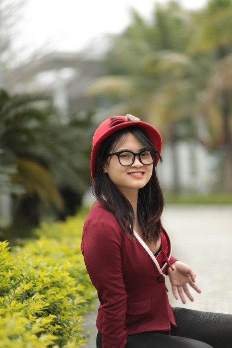 Skinny oriental babe Julia Myle posing in her stunning outfit outdoors - #54476
