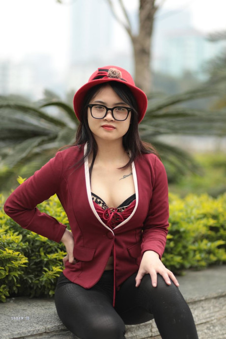 Skinny oriental babe Julia Myle posing in her stunning outfit outdoors - #54478