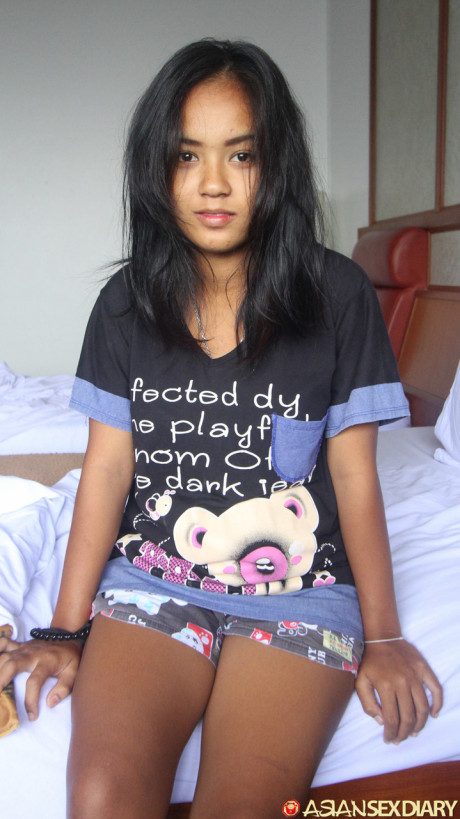 Thai young Poo B shows her pregnant belly and swollen boobies before POV sex - #148854