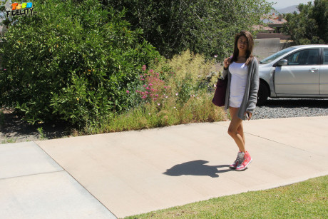 Skinny Venezuelan sweety Veronica Rodriguez drops her pants for outdoor bang - #41165