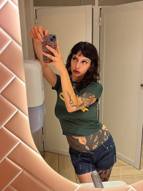 OnlyFans Miss Yazminn featuring Miss Yazminn undressed Porn Pics - #108297