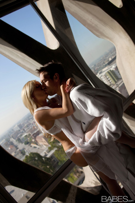 Stocking clad Tasha Reign displaying huge boobs while receiving oral and anal - #238235