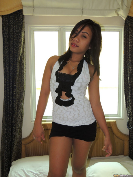 Pretty Filipina amateur Monica Manzon reveals her curves and likes POV sex - #57022