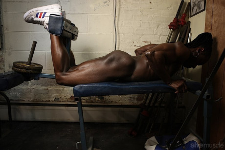 Black bodybuilder displays her totally ripped body during a naked workout - #75838