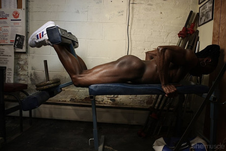 Black bodybuilder displays her totally ripped body during a naked workout - #75839