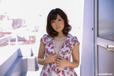 Pretty chinese babe Tomoka Sakurai shows her tiny boobies & her trimmed cunt - #142813