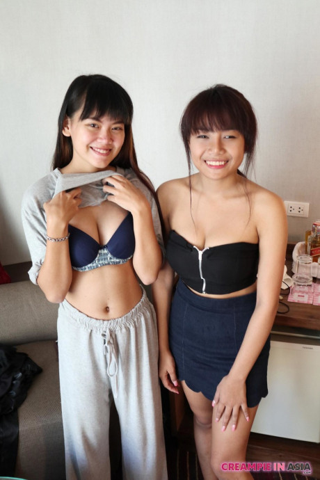 Skinny asian amateurs Sprite and Mon strip and pose undressed together - #168756