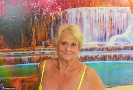 Blondy grandmother Sparkle looses her saggy melons from neon undies - #112839