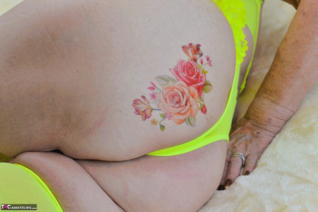 Blondy grandmother Sparkle looses her saggy melons from neon undies - #112848
