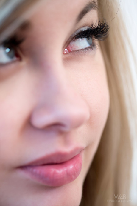 Stunning European babe Holy bangs her puffy vagina with a glass toy up close - #229312