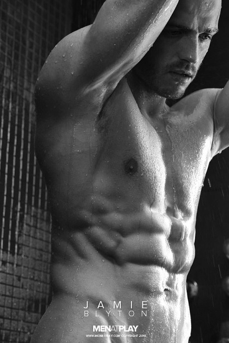 Bodybuilder Jamie Blyton shows off his strong muscles & his massive dong