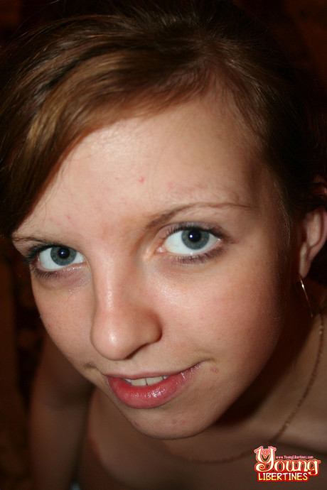 Sexy amateur ginger head Simona posing nude and spreading her pussy - #219464