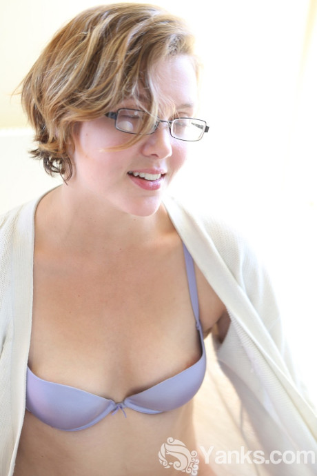 Pale sweety with short hair Immie shows her ravishing little boobs & bushy bush - #51162