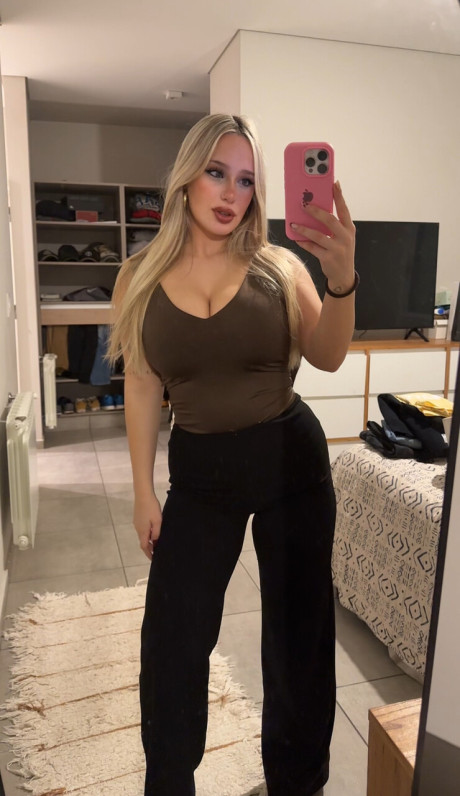 OnlyFans Lily Steele starring Lily Steele Porn Pics - #184633