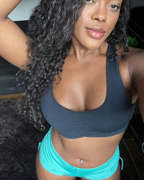 Exotic latina Luana flaunting her large bubble behind and cleavage in a solo - #253851