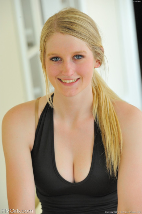 Adorable yellow-haired Summer reveals her twat and anus before toying herself - #29746