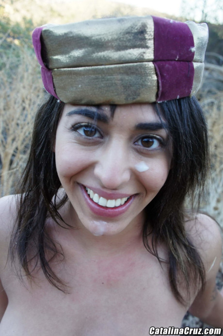 Inked belly dancer Penelope Stone gives a oral sex & gets sexed & facialed outdoors - #211315