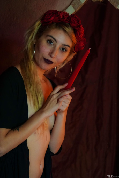 Charming yellow-haired Sophia D slips a lit candle inside her horny twat - #321490