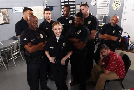 Slutty policewoman gets a DP in a nasty fling as her cuckold watches - #320646