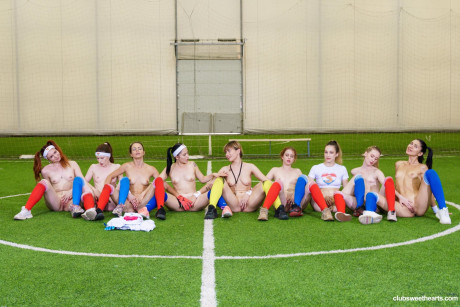 Skinny teen soccer players undressing and rubbing each other's muffs - #321551