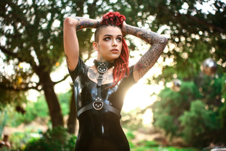 Goth lady girl chick Leigh Raven works clear of latex dress for undressed solo poses - #63086