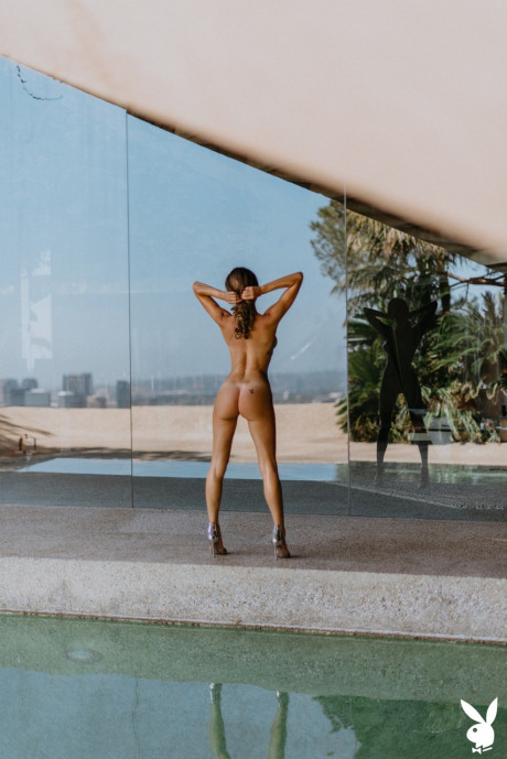 Glamorous babe Jocelyn Binder does a sweet outdoor striptease in high heels - #280035
