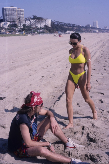 Kinky Cheri Taylor finds a horny biker on the beach for a FFM orgy - #276482