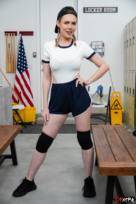 Petite whore girl Rebel Rhyder gets gangbanged in kneepads by black studs