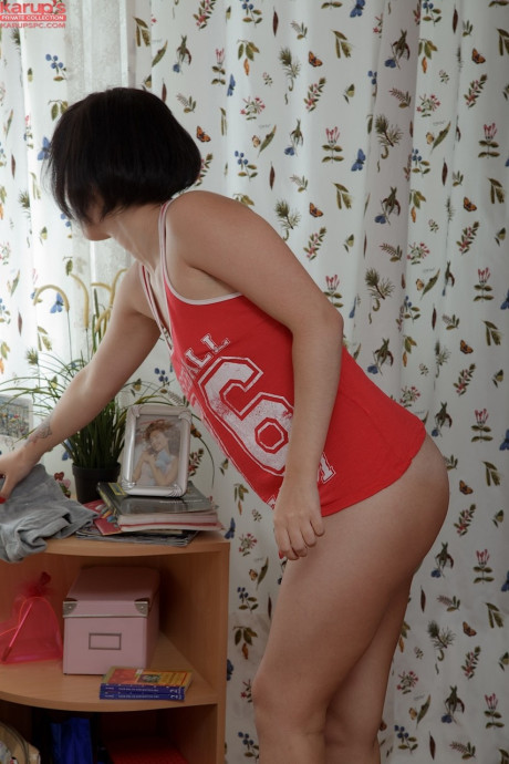 Charming short hair teenie Inga shows her tiny breasts and fine ass in the morning - #264179