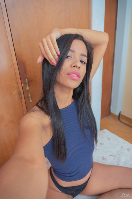 Slender Karin Torres exposes her great cunt lips while taking naked selfies - #62973
