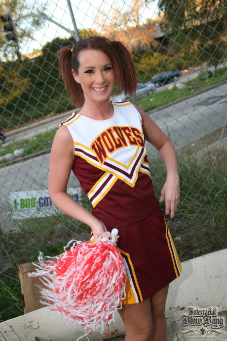 Redhead cheerleader Tweety Valentine gets slammed and facialed by black bulls - #277673