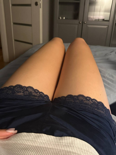 OnlyFans stunner All About Diana poses provocatively in her solo compilation - #278579