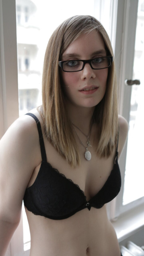 Ersties featuring A married Ersties lady gf woman with kinky thoughts nude Images - #56207