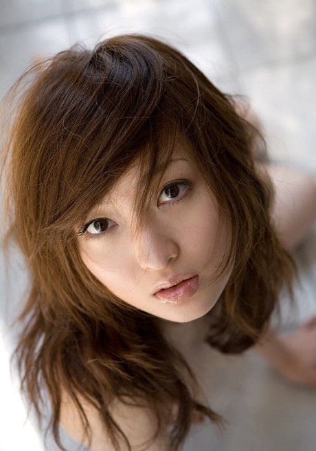 Japanese teenie Maiko Kazano wets her great breasts and bush while taking a bath - #300490