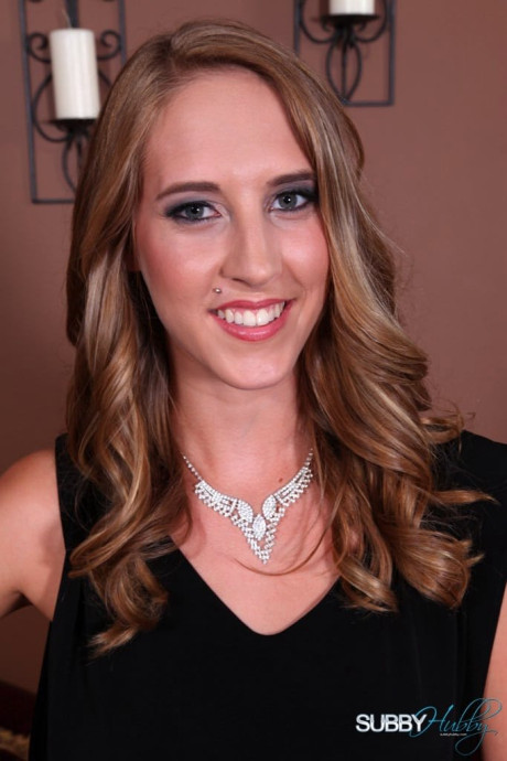 Hot Cadence Lux & Goddess Brianna fuck their muscular male slaves - #309357